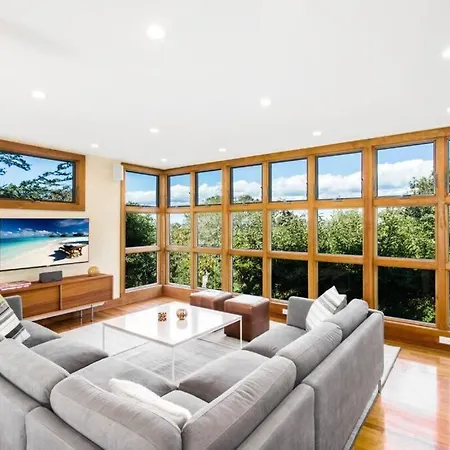 Luxury 3-Bedroom Pines House With 360-Degree Views